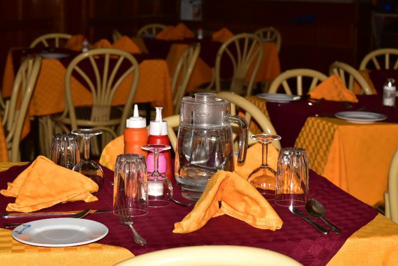 Ibis Hotel Nyeri Exteriér fotografie