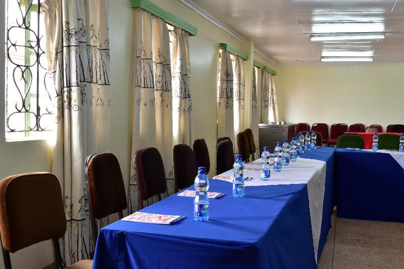 Ibis Hotel Nyeri Exteriér fotografie